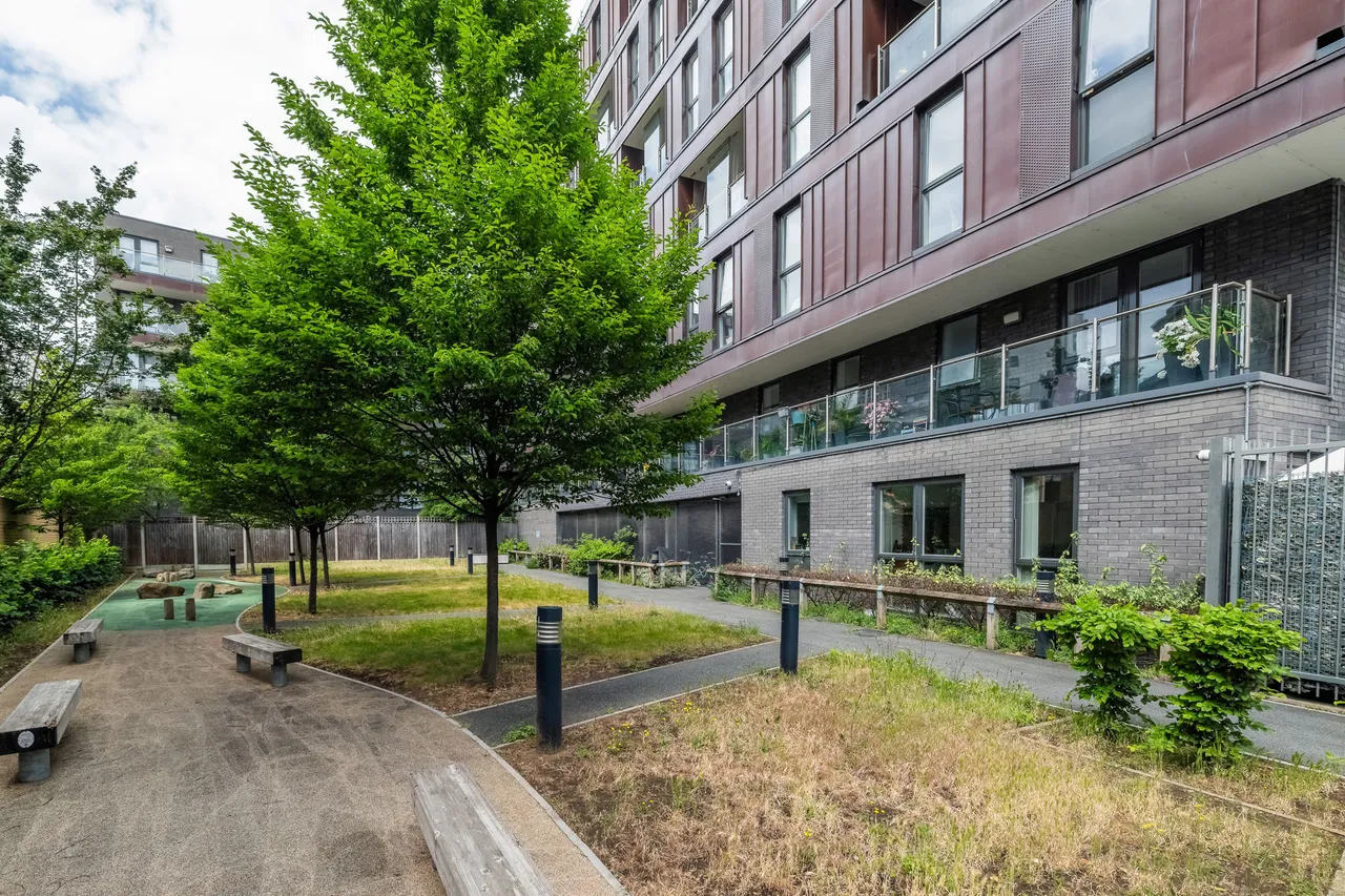 Coalmakers Wharf, London, E14, photo 10