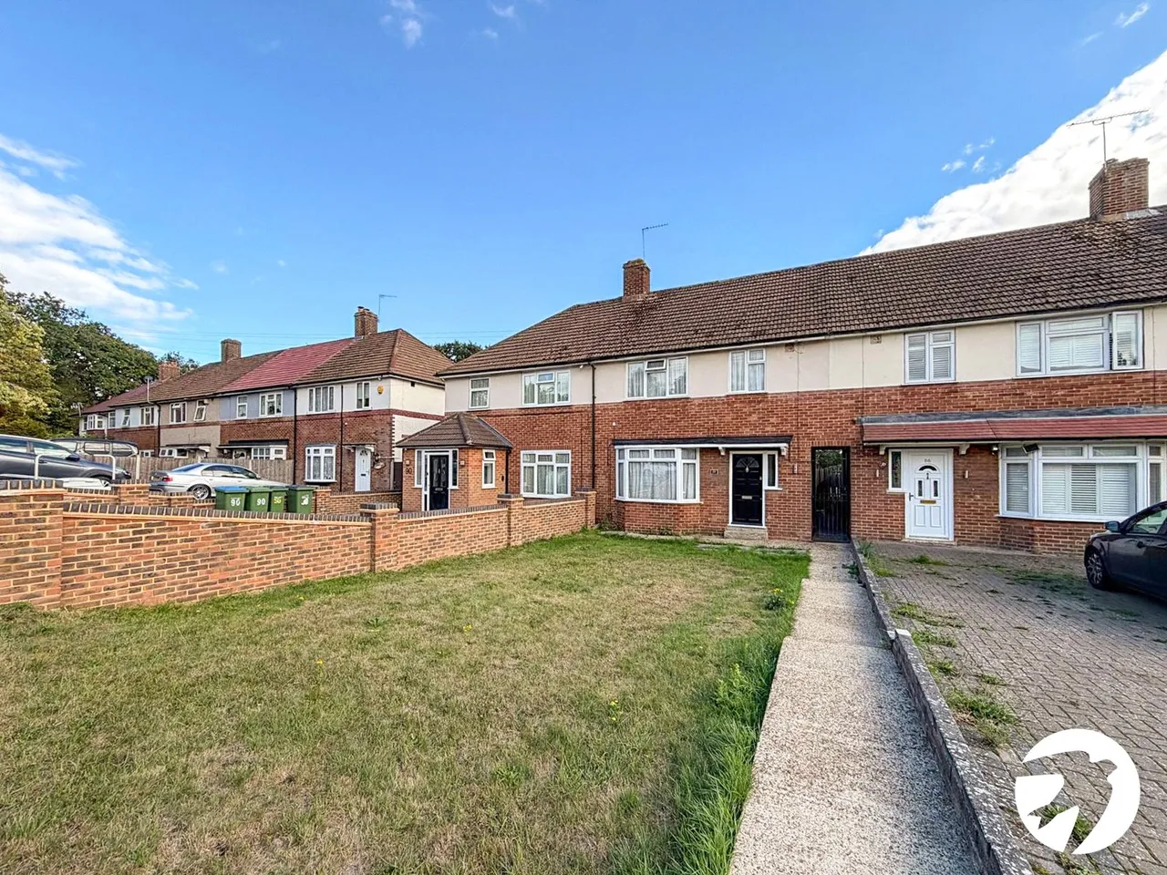 3 bed house to rent, High Grove, London, SE18
