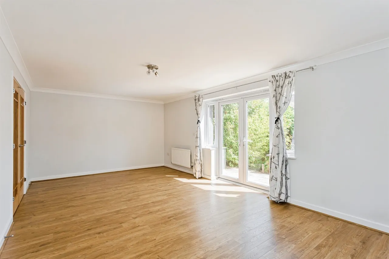 Goldfinch Road, Burgess Hill, RH15, photo 18