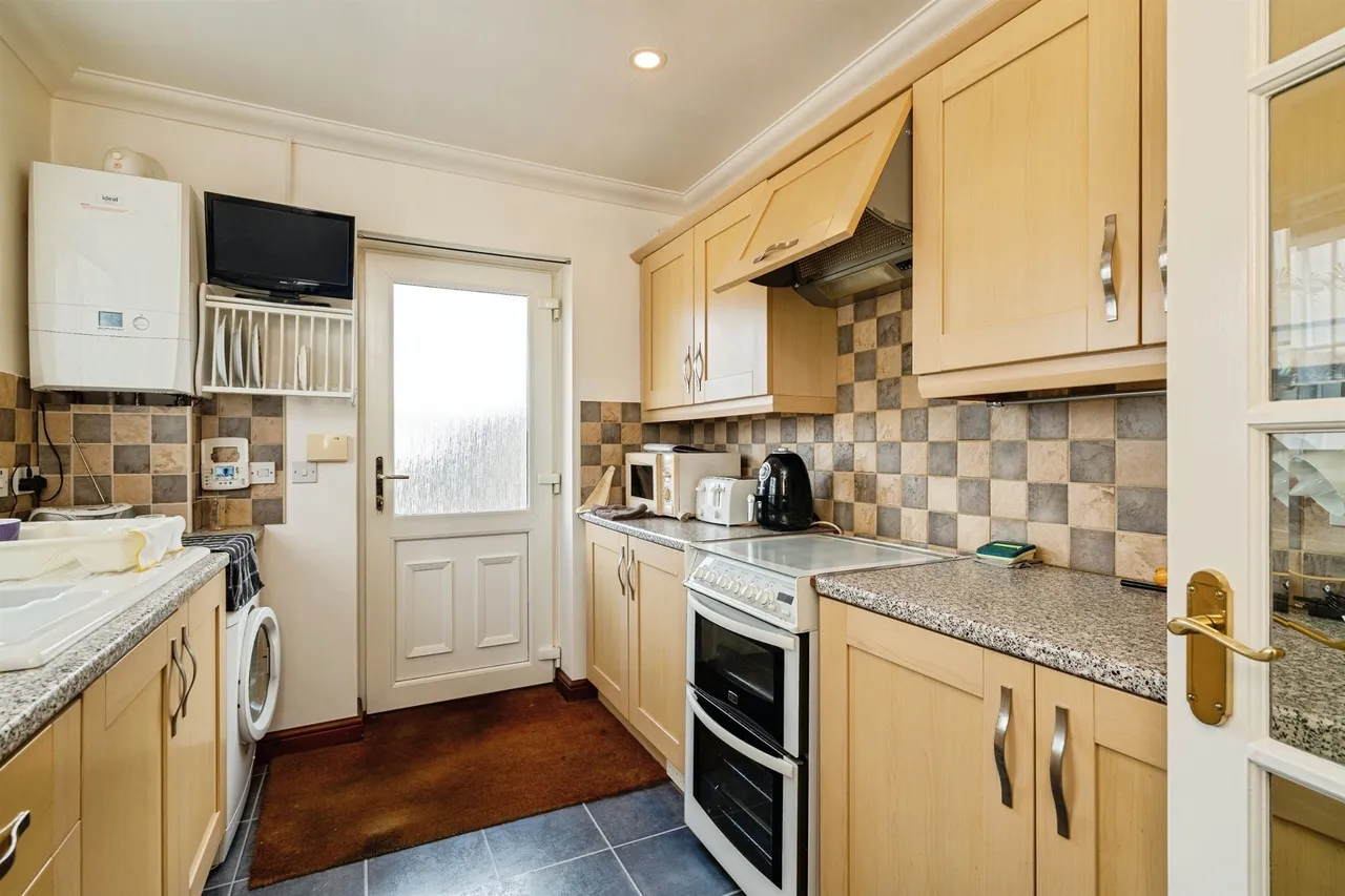 Heather Road, Belton, NR31, photo 11