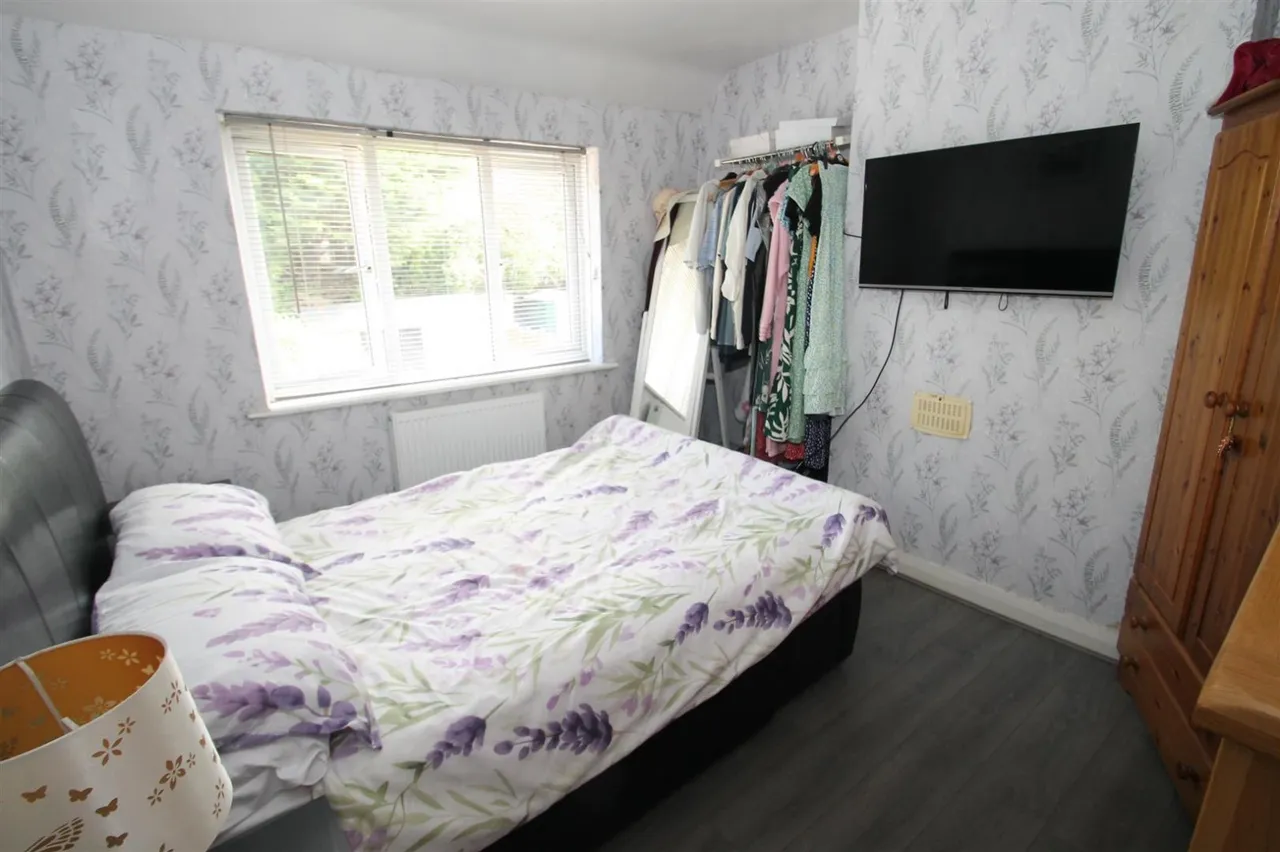 Swan Crescent, Oldbury, photo 8