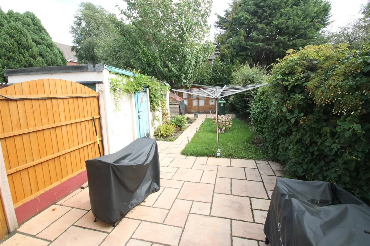 Swan Crescent, Oldbury, photo 11