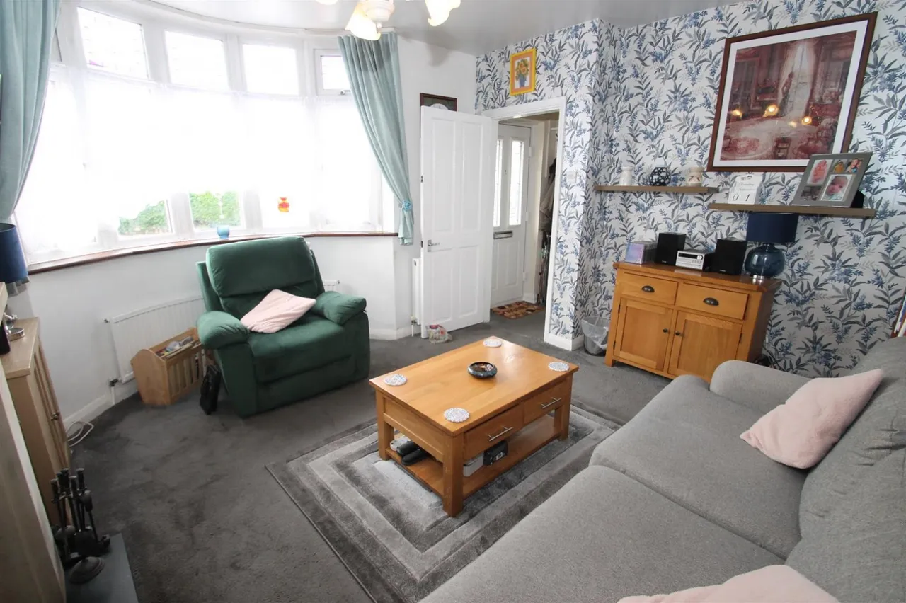 Swan Crescent, Oldbury, photo 14