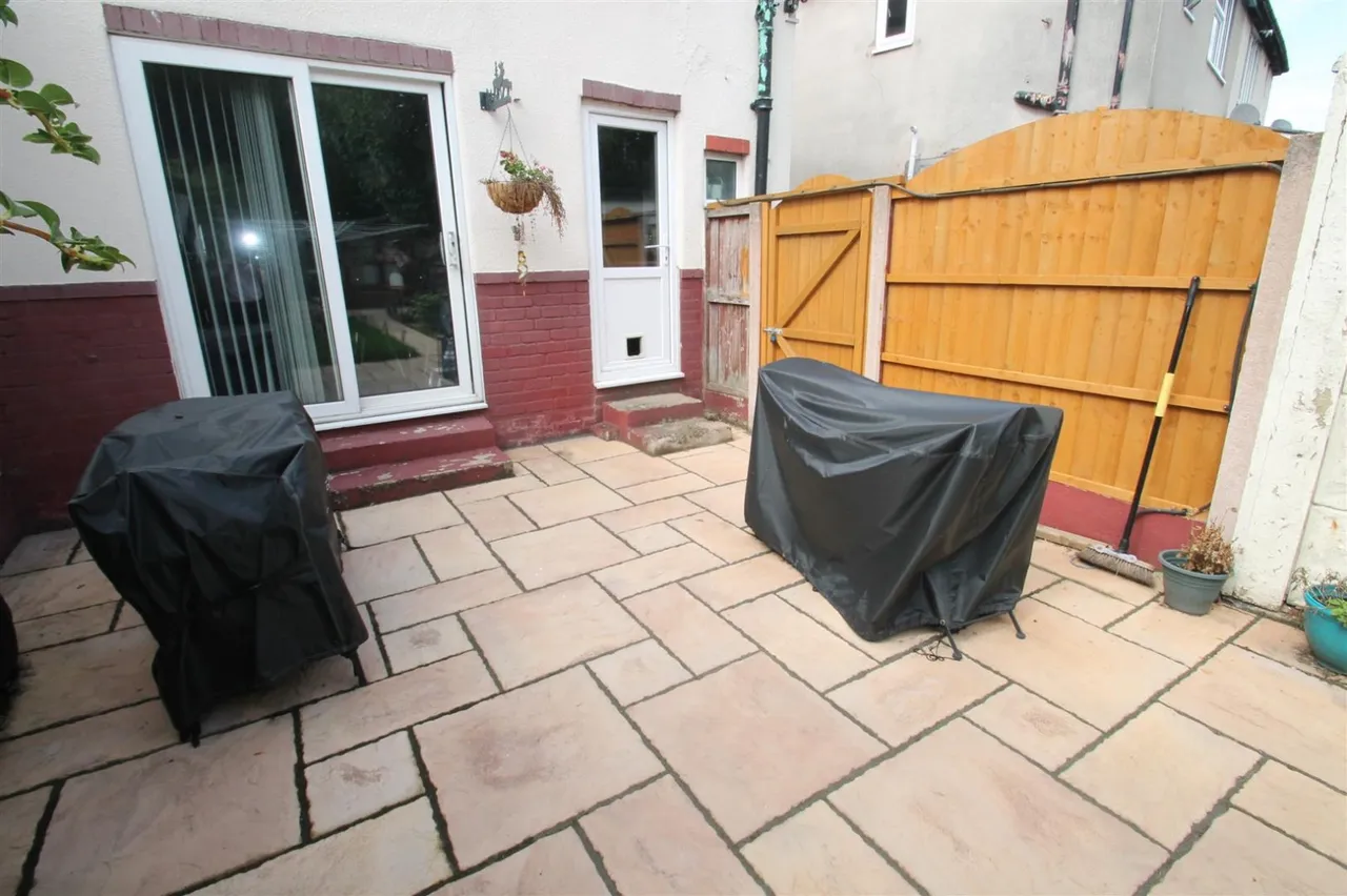 Swan Crescent, Oldbury, photo 17