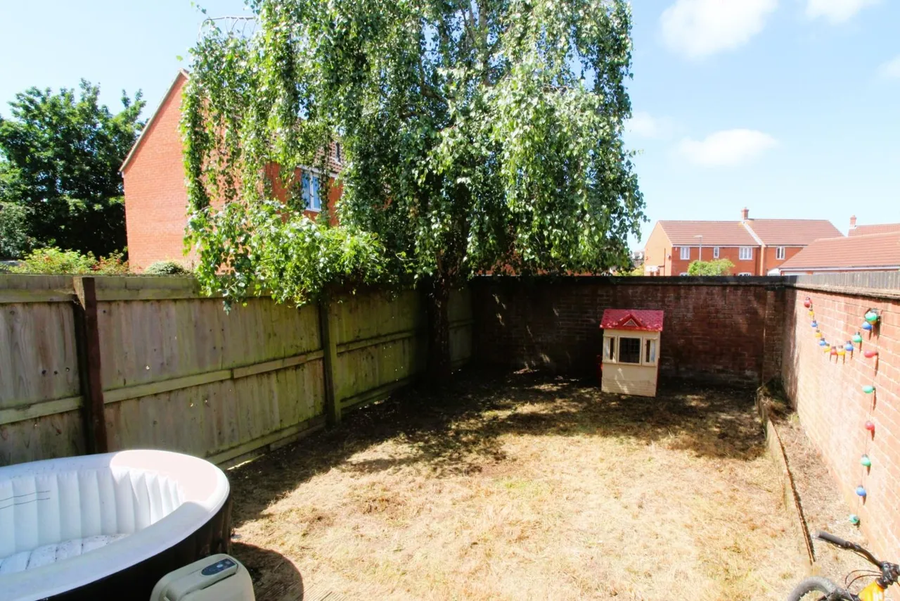 Brigg Close, Bridgwater, TA6, photo 23
