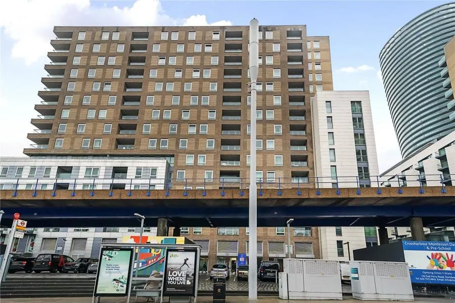East Ferry Road, London, E14, photo 10