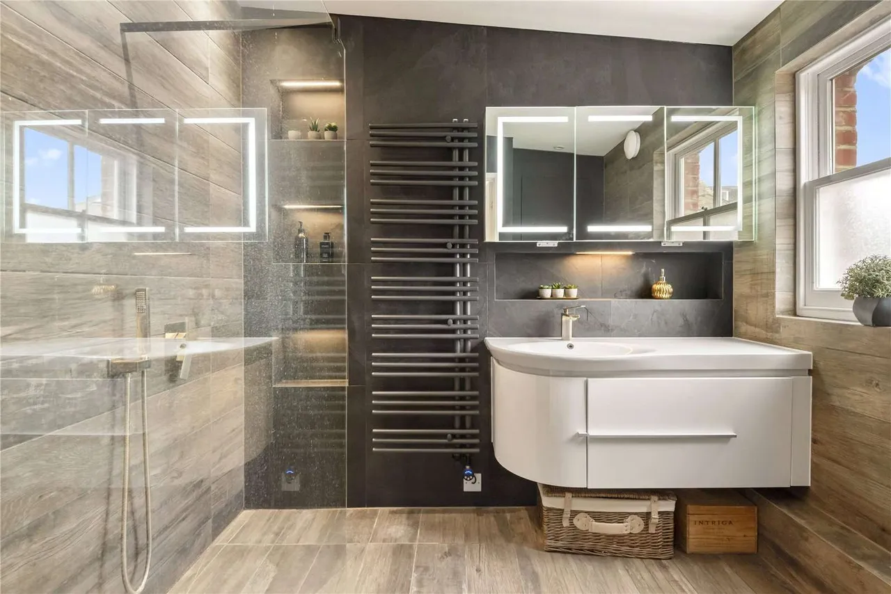 Oldridge Road, London, SW12 8PQ, photo 11