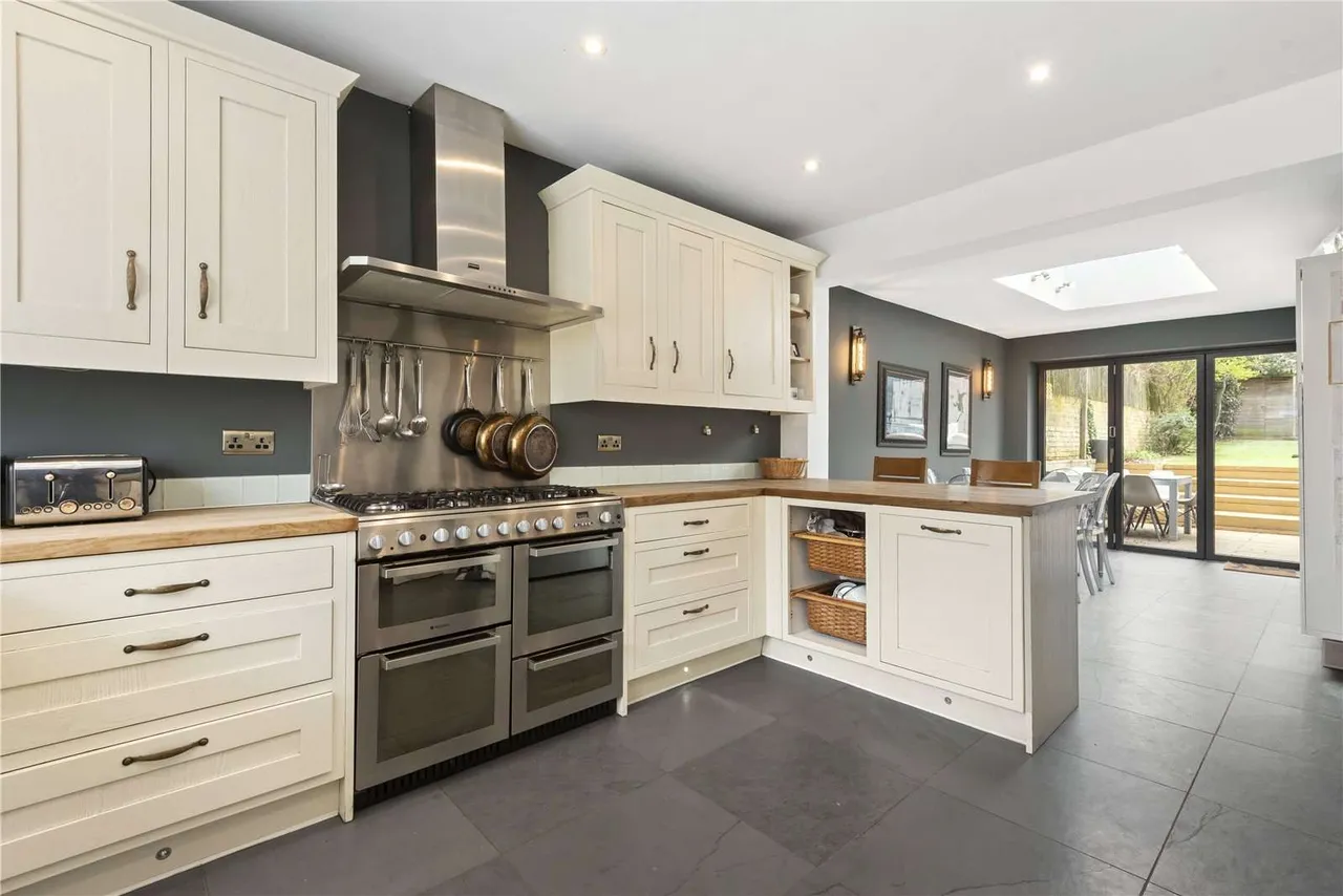 Oldridge Road, London, SW12 8PQ, photo 5