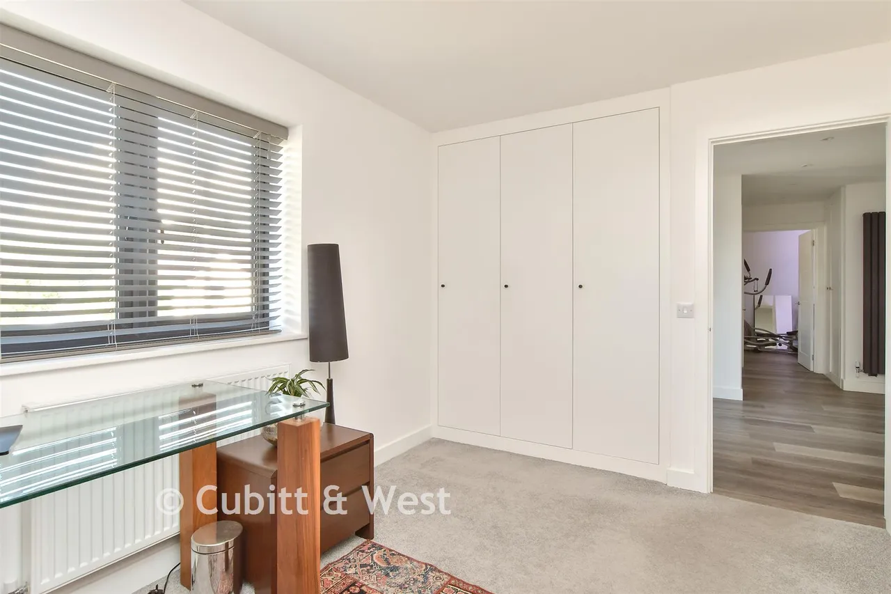 Millyard Crescent, Woodingdean, BN2, photo 18