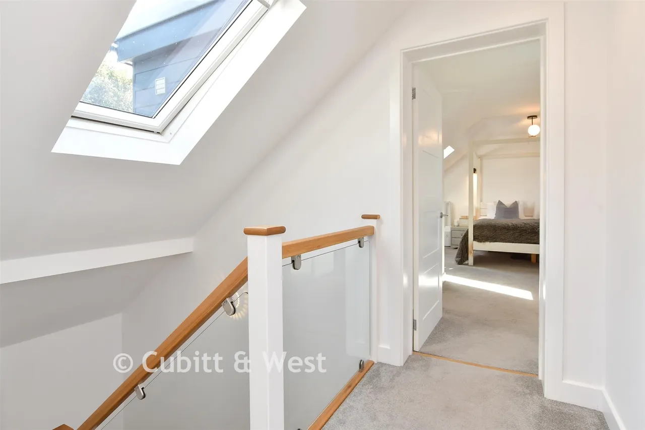Millyard Crescent, Woodingdean, BN2, photo 14
