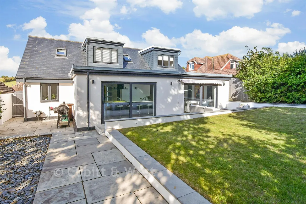 Millyard Crescent, Woodingdean, BN2, photo 20