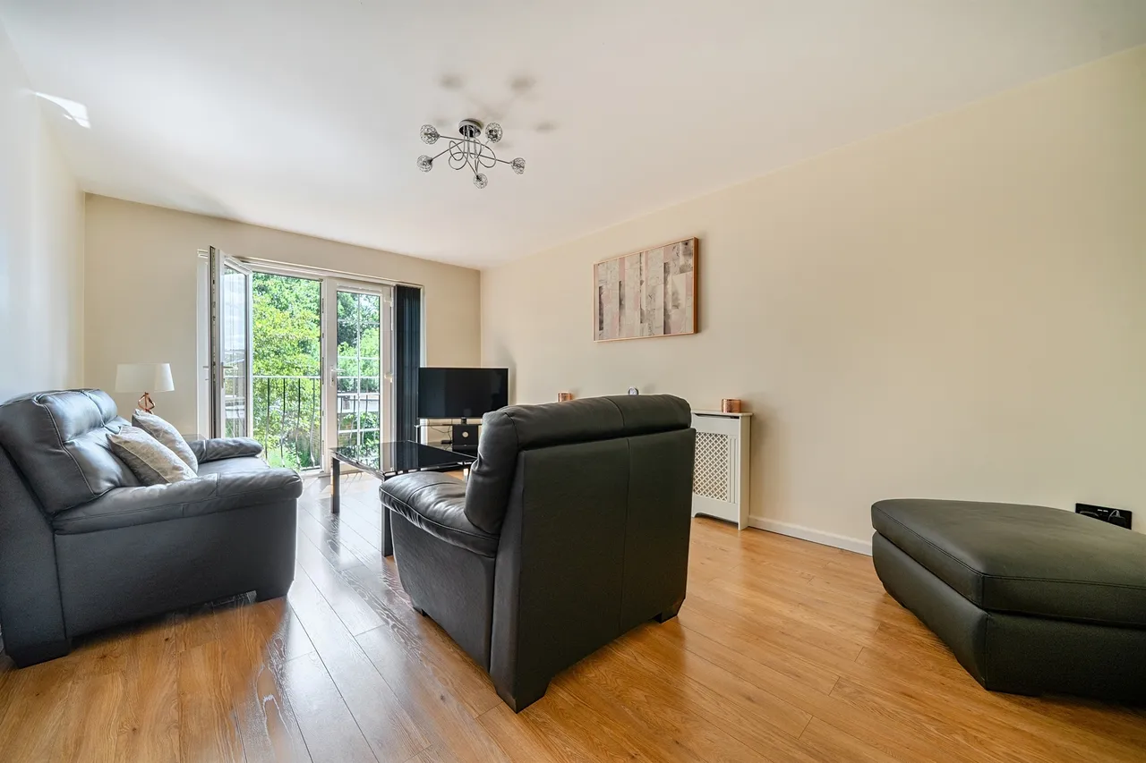 Crofton Way, Enfield, EN2, photo 2