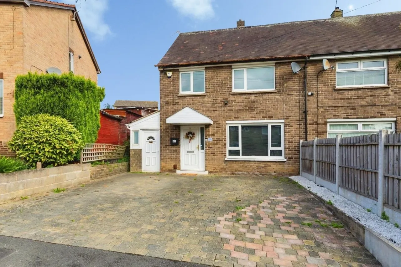 3 bed house for sale — Angram Road , Sheffield, S35 4GD