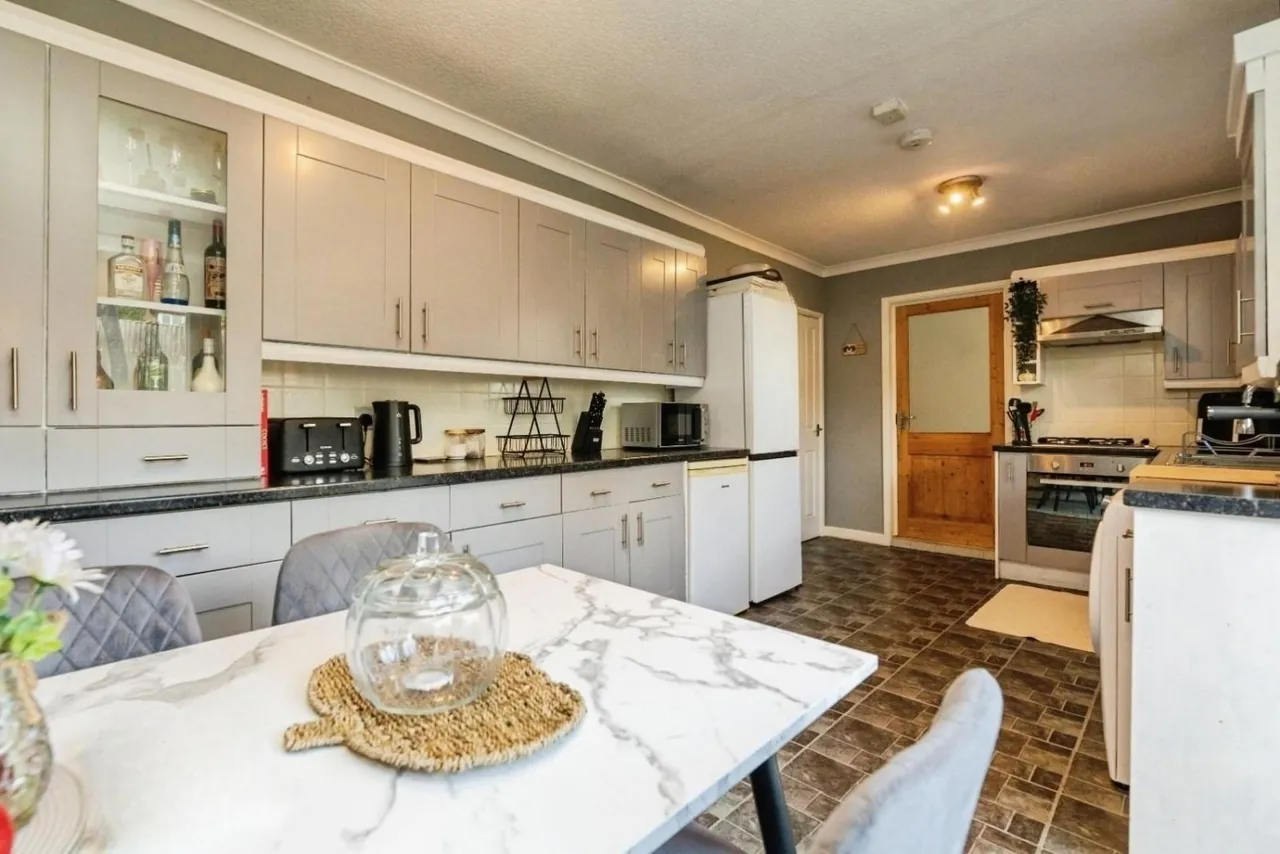 Angram Road , Sheffield, S35 4GD, photo 2
