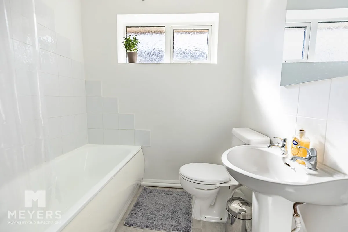 Marshwood Avenue, Poole, BH17, photo 13