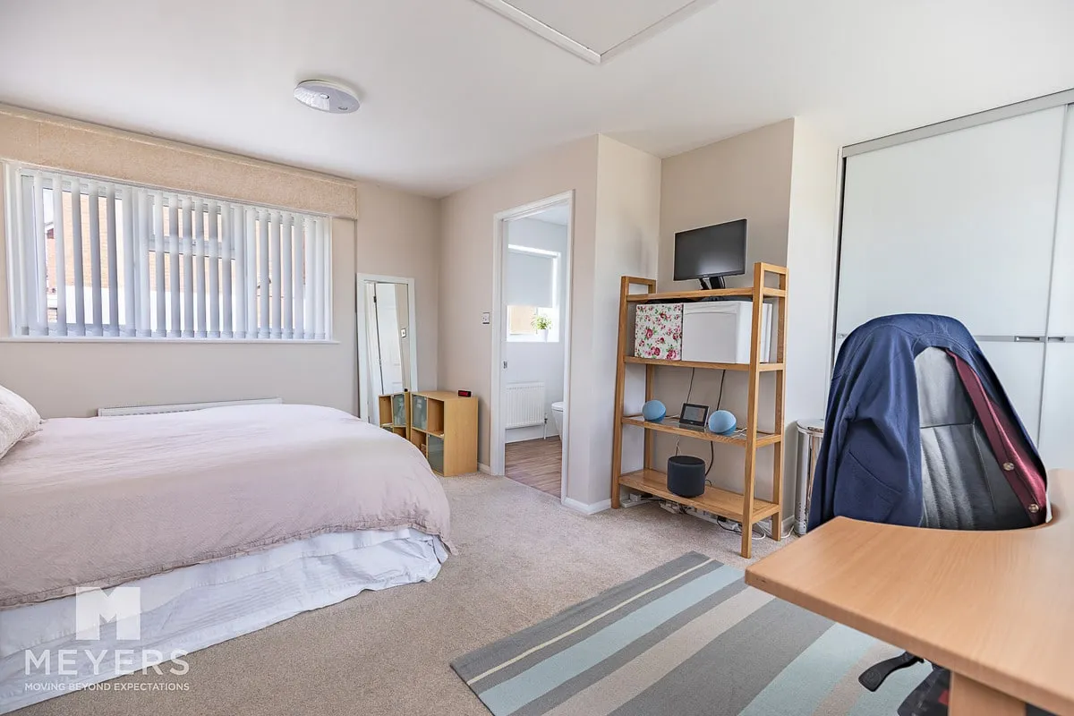 Marshwood Avenue, Poole, BH17, photo 6