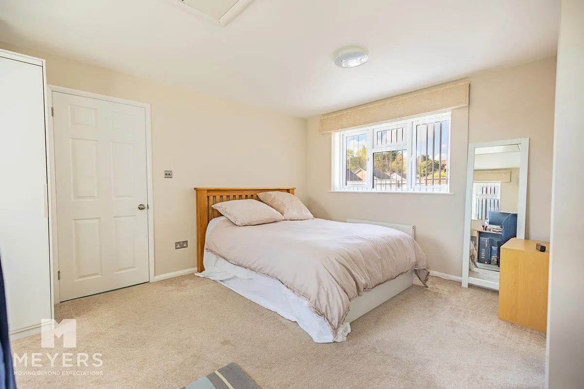 Marshwood Avenue, Poole, BH17, photo 7