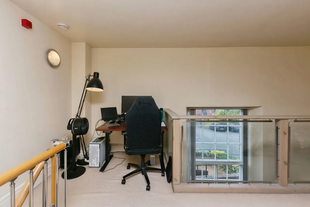 James Street, Macclesfield, Cheshire, SK11, photo 14