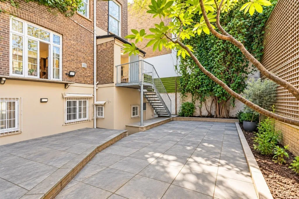 Coldharbour Lane, Brixton, SW9, photo 6