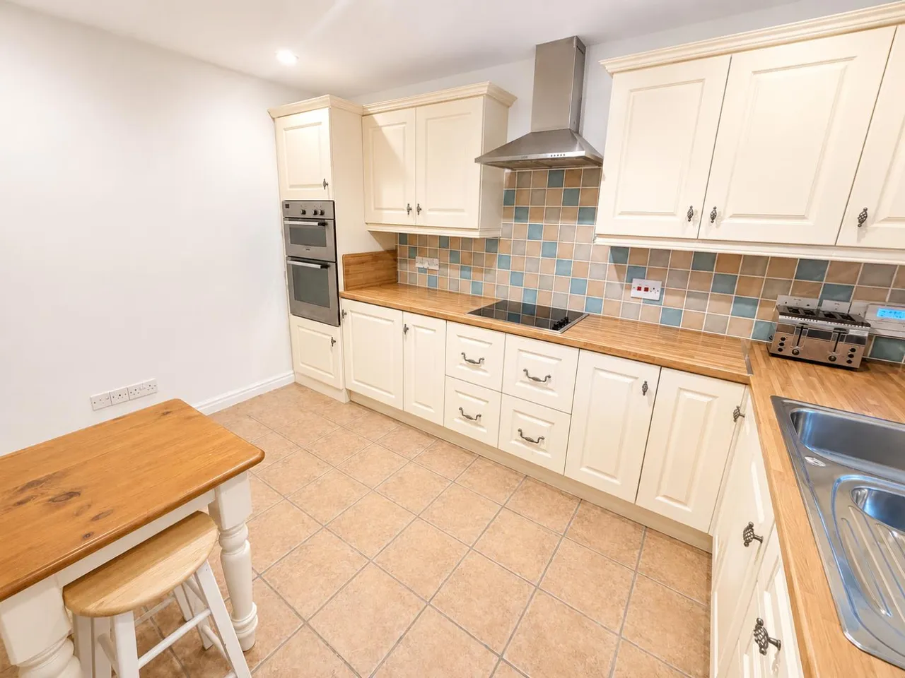 Keilder Mews, Heaton, Bolton, BL1 5JQ, photo 6