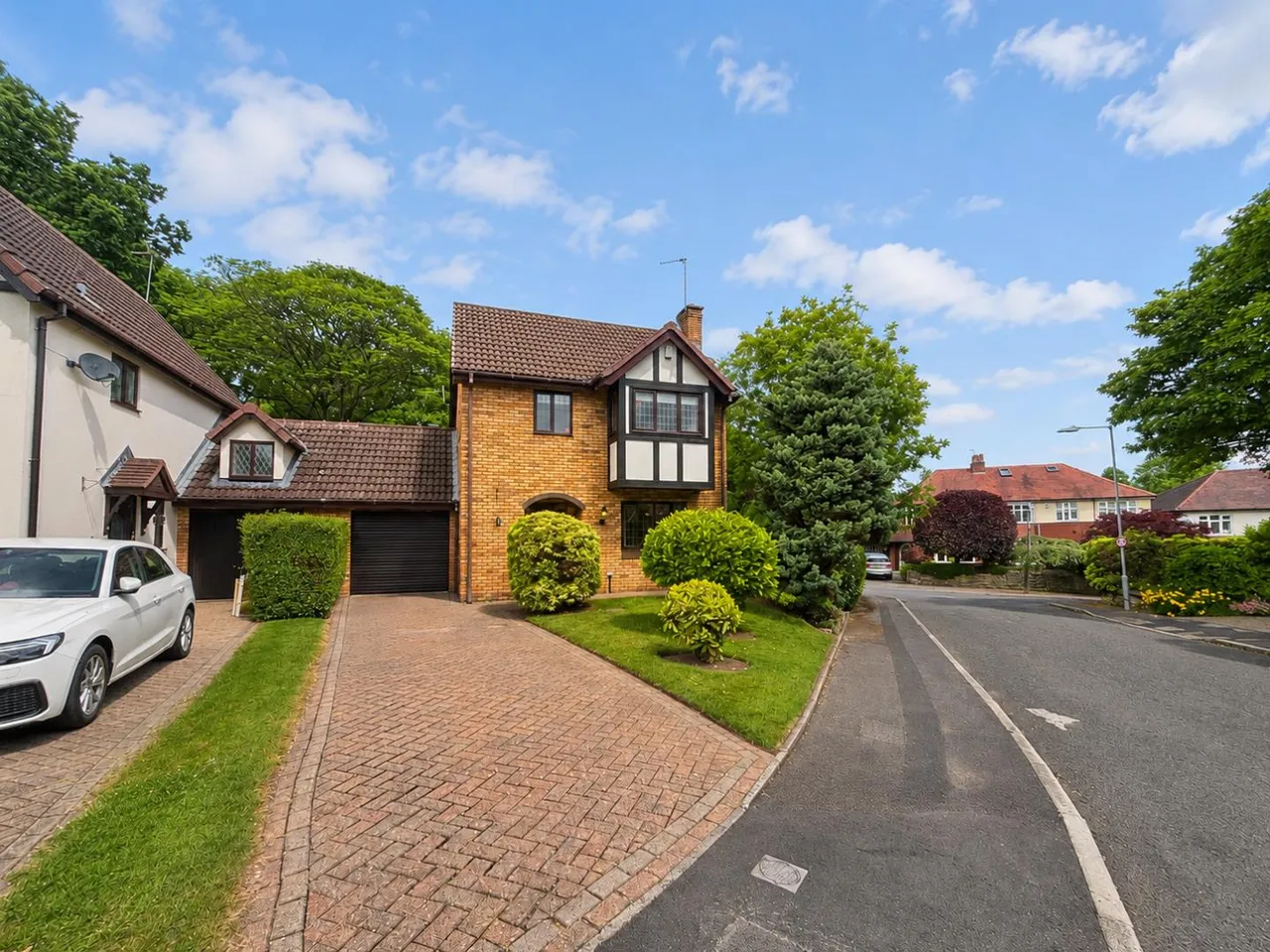 3 bed house for sale — Keilder Mews, Heaton, Bolton, BL1 5JQ