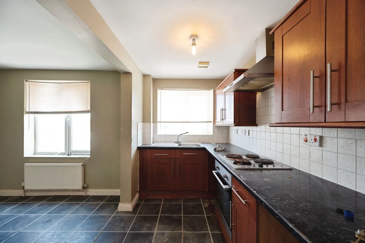 Southwood Road, Hayling Island, PO11, photo 4
