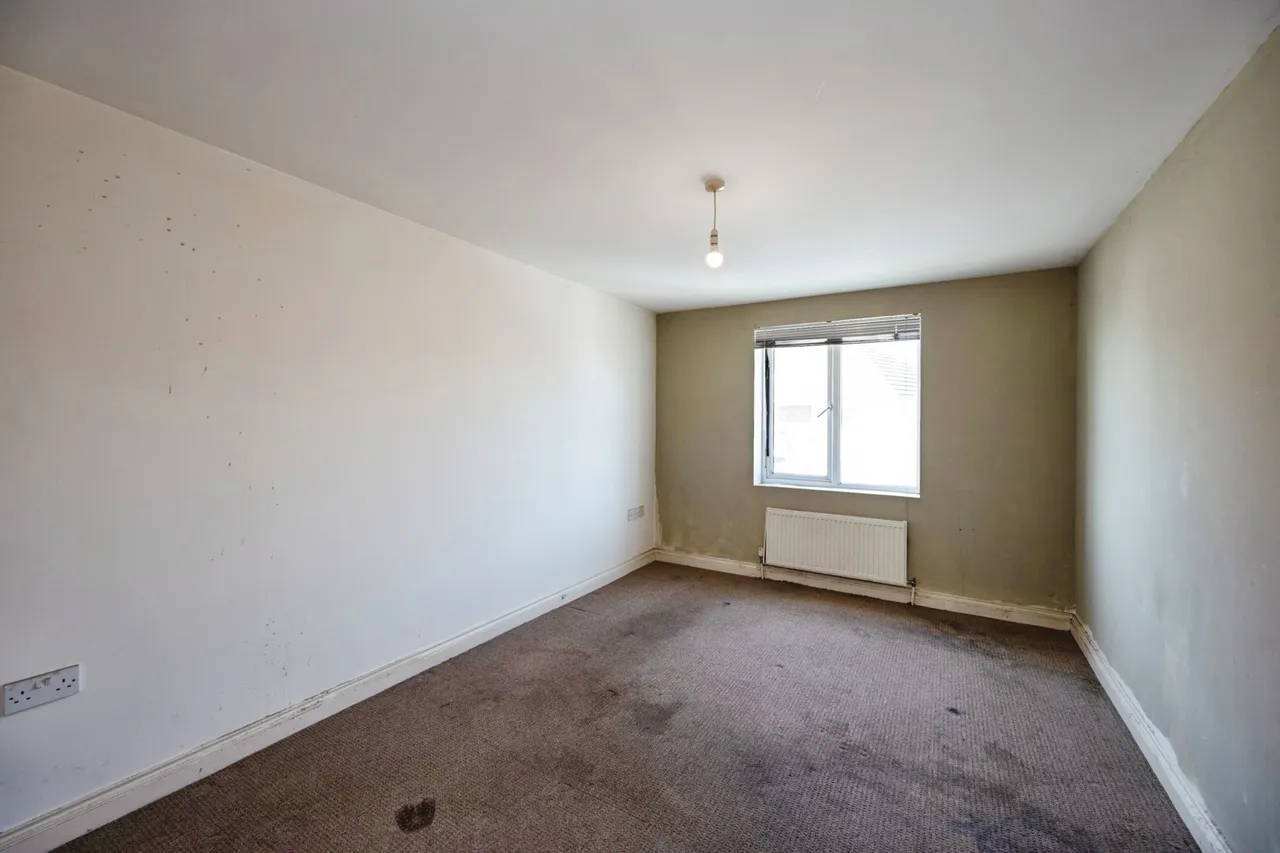 Southwood Road, Hayling Island, PO11, photo 7