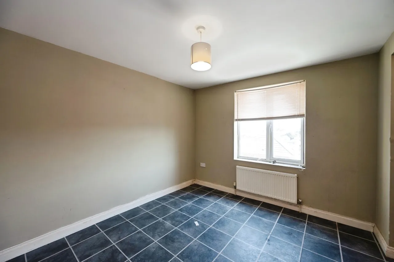 Southwood Road, Hayling Island, PO11, photo 10