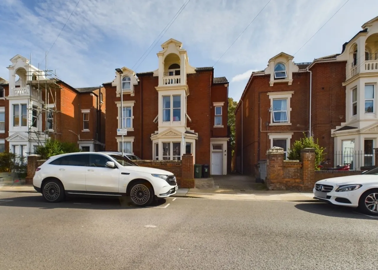 flat to rent, St Andrews Road, Southsea, PO5
