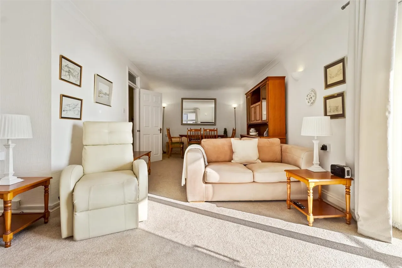 Augusta Place, Worthing, photo 18