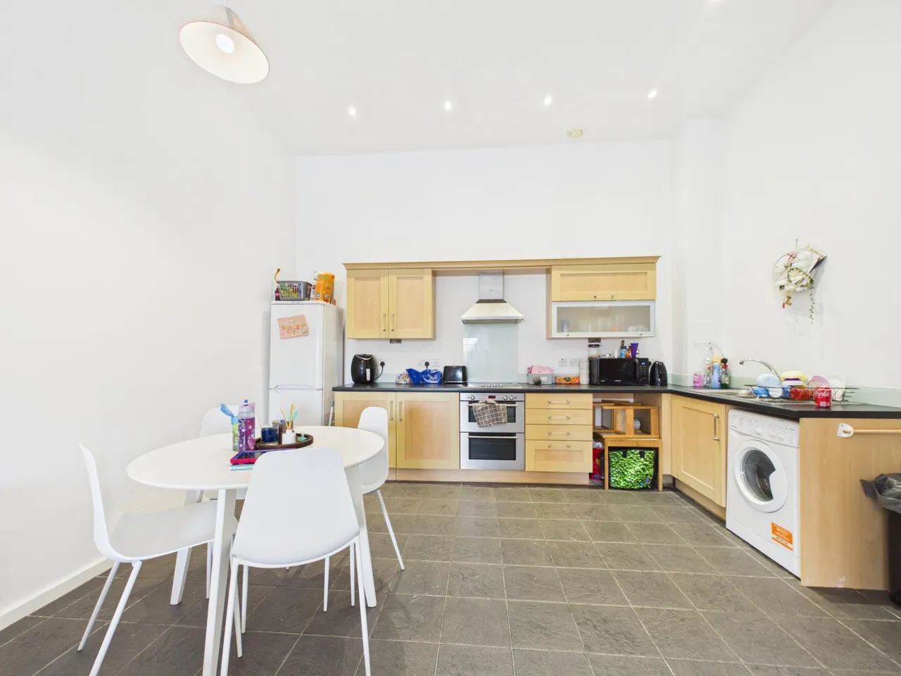 St. Georges Walk, Gosport, PO12, photo 4