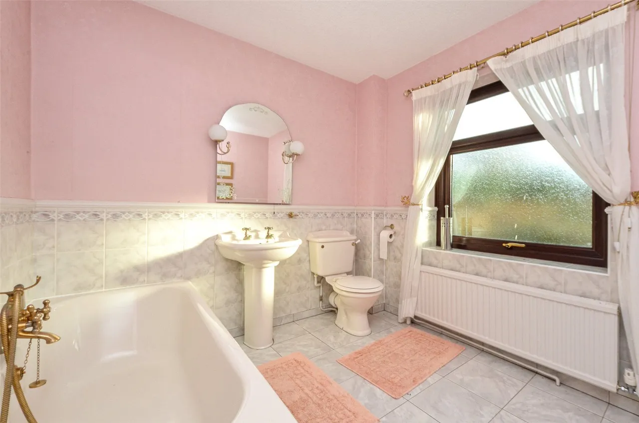 Town Hill, Llanrwst, LL26, photo 10