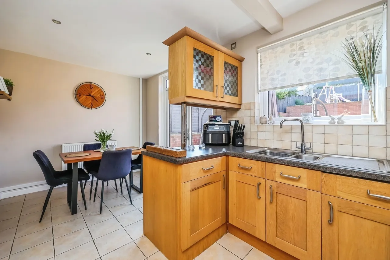 Belmont Avenue, Nottingham, Nottinghamshire, NG6, photo 9