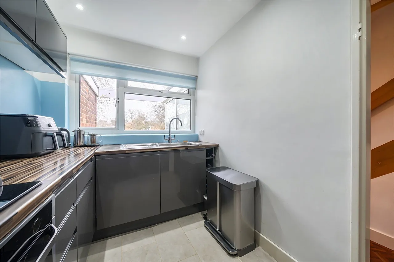 Ferndown Avenue, Orpington, BR6, photo 16