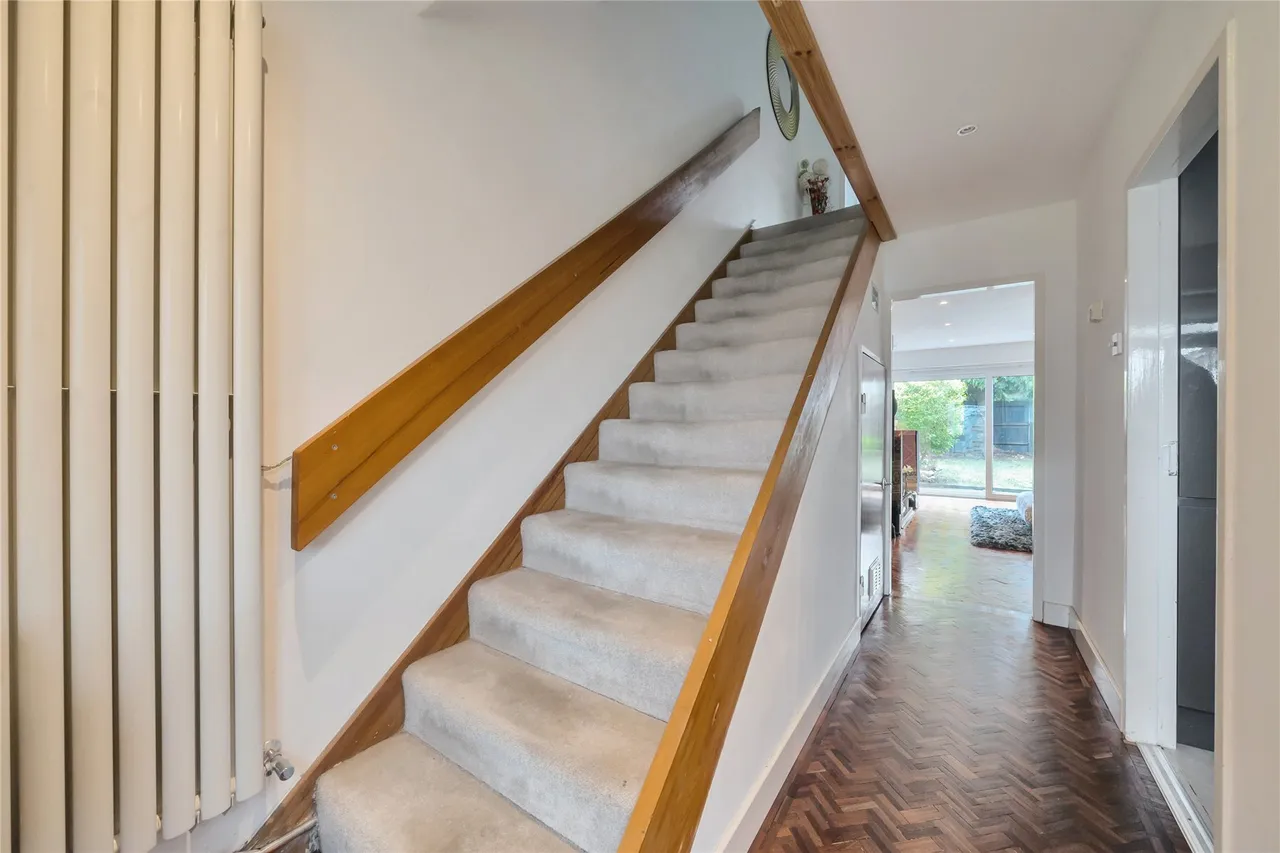 Ferndown Avenue, Orpington, BR6, photo 2