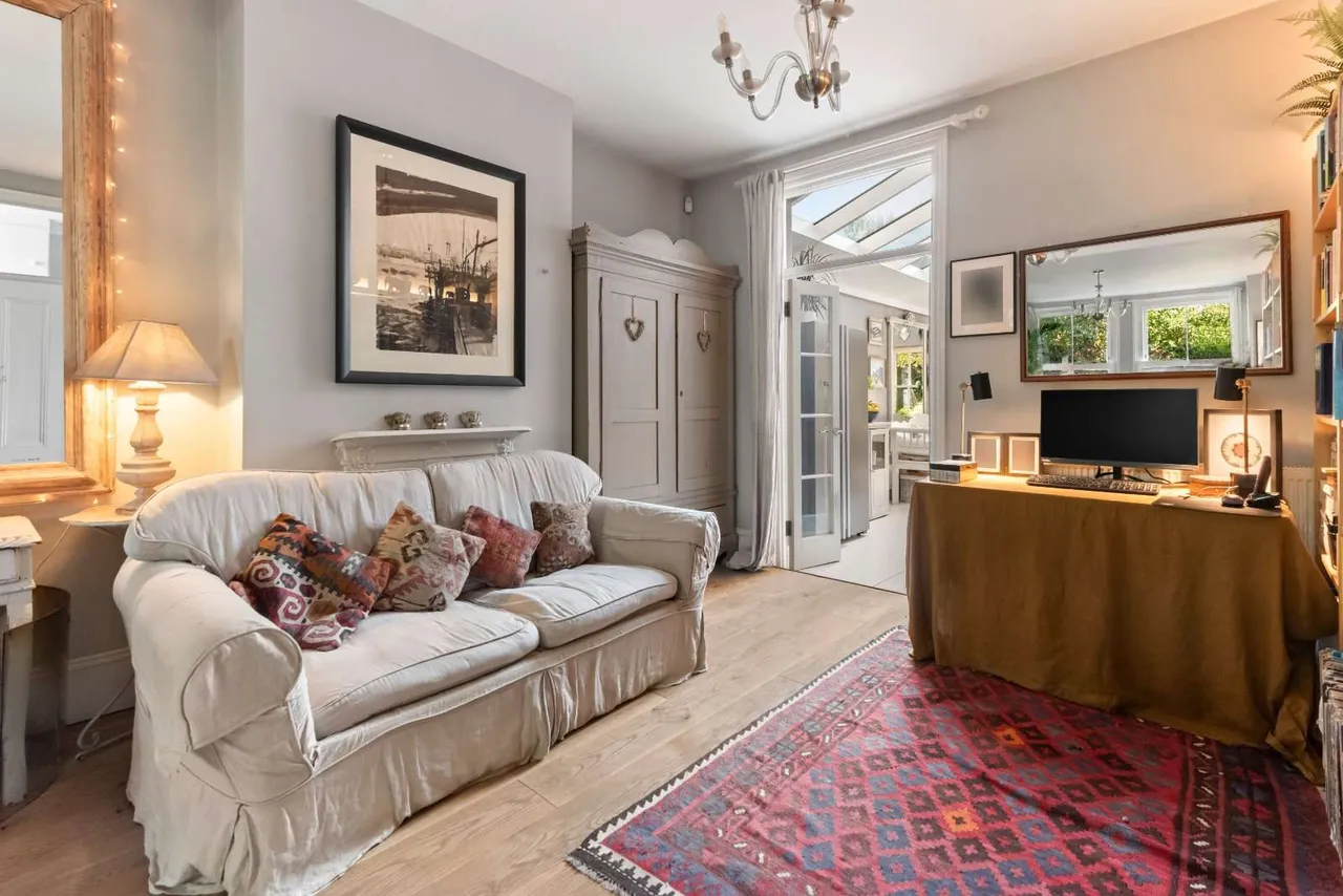 Scholars Road, London, SW12, photo 4