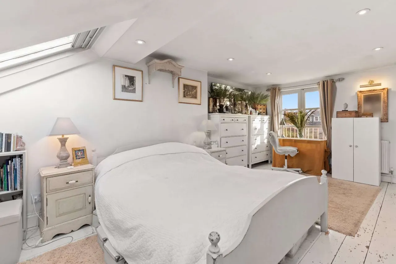 Scholars Road, London, SW12, photo 9