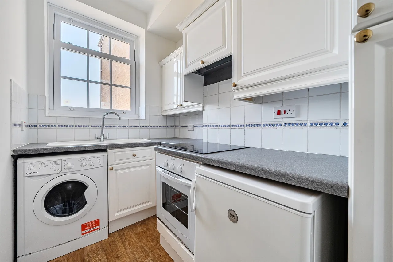 Cookham Road, Maidenhead, SL6, photo 2