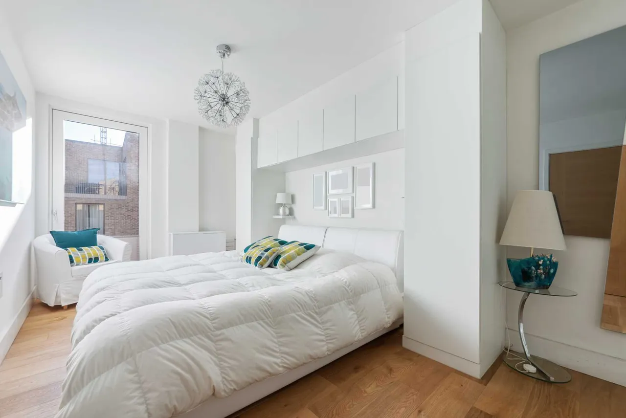 Narrowboat Avenue, Brentford, TW8 8FF, photo 7