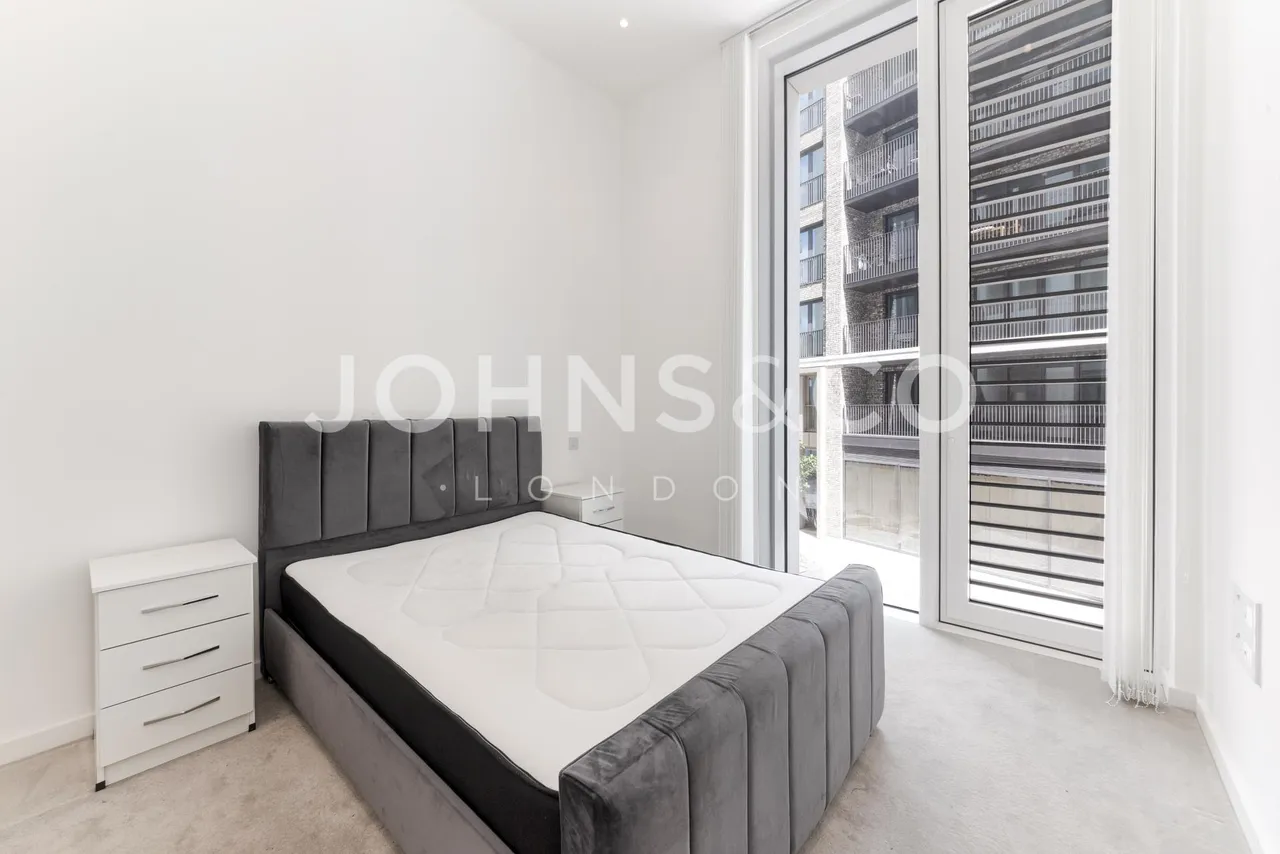 Bouchon Point, The Silk District, E1, photo 11