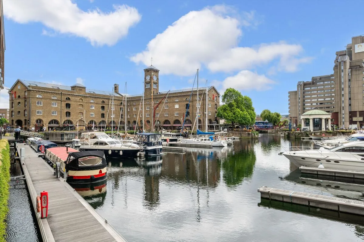 Ivory House, St Katharine Docks, E1W, photo 3