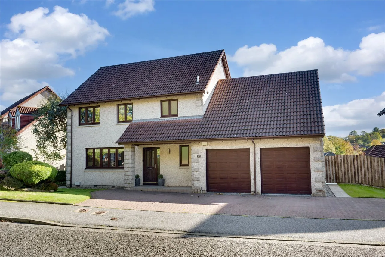 4 bed house for sale, Corse Avenue, Kingswells, AB15