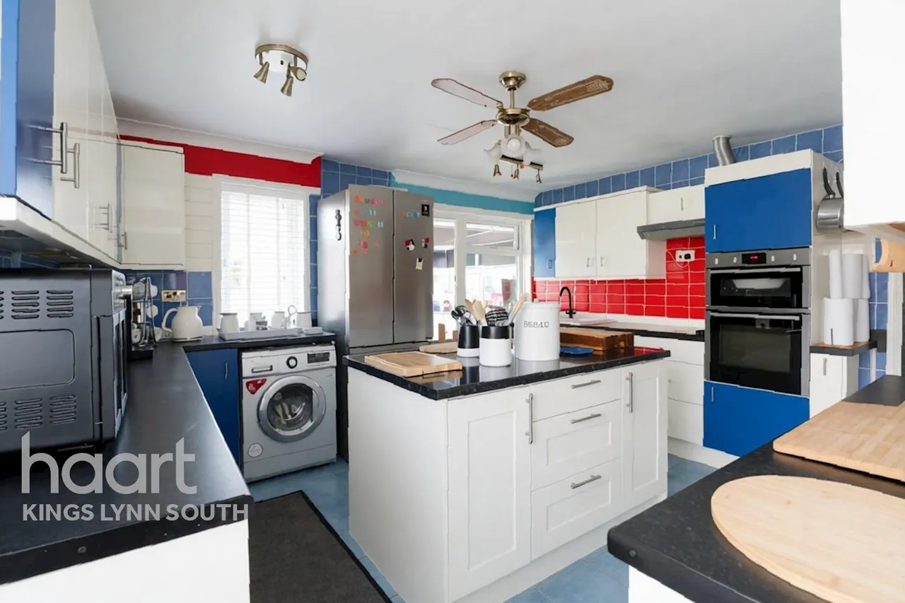 Westfields, Tilney St Lawrence, PE34, photo 3