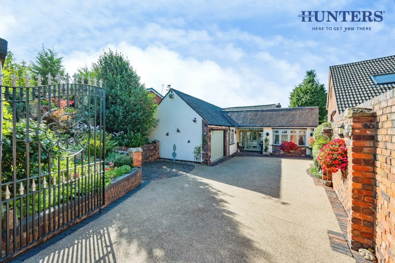 4 bed house for sale, Upper St. John Street, Lichfield, WS14