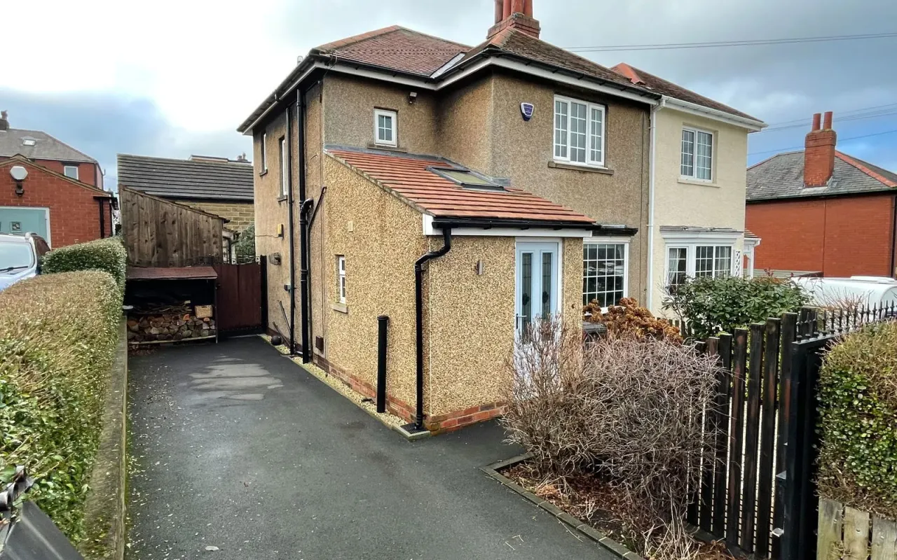 Newlands Avenue, Clayton West, photo 6