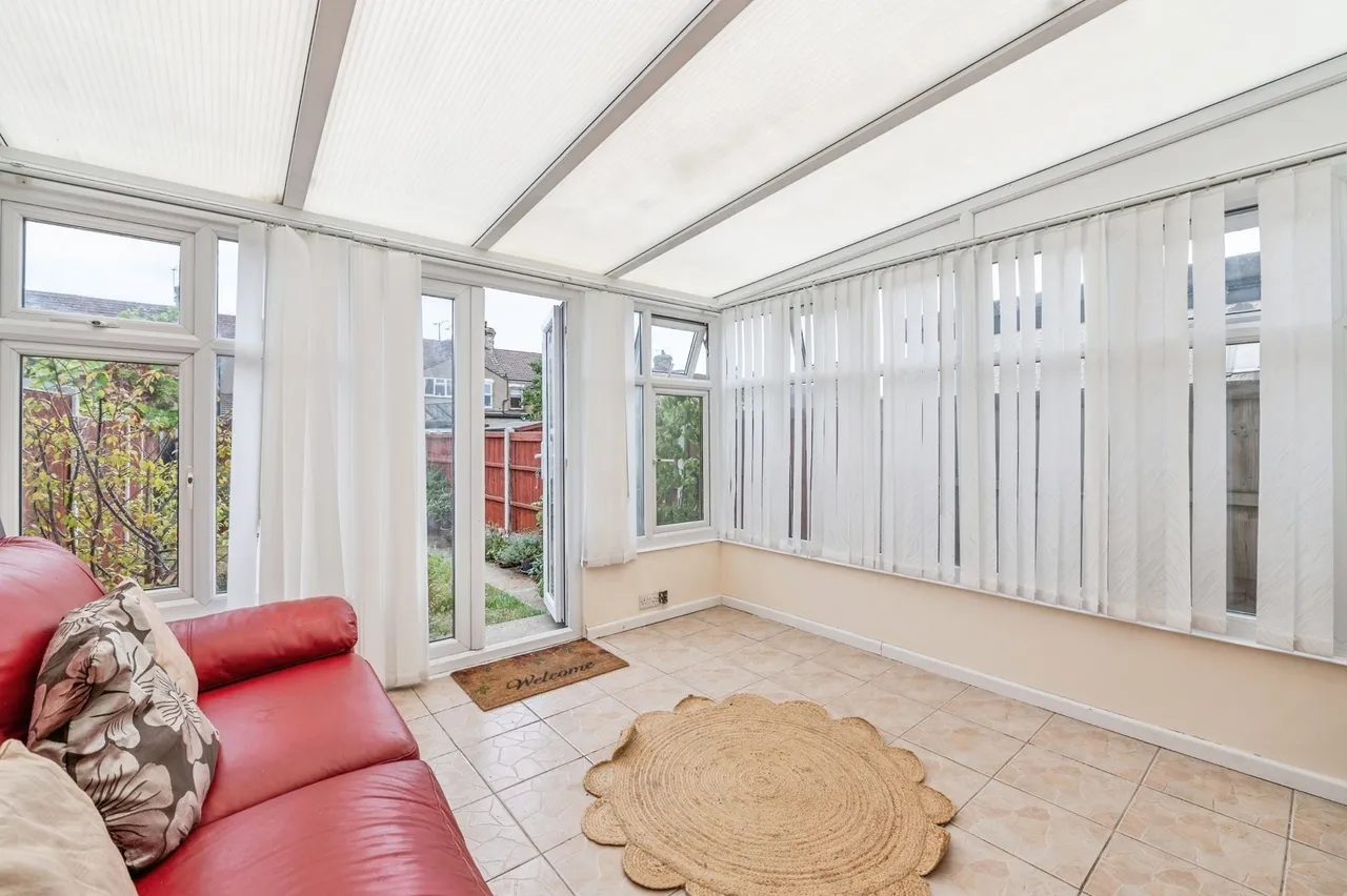 Castle Road, Grays, Essex, RM17, photo 3