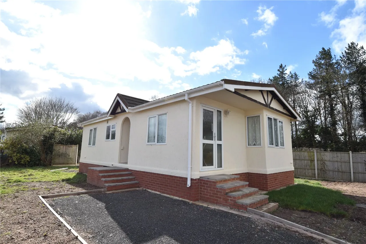 2 bed house for sale — Doverdale Park Homes, Hampton Lovett, Droitwich, Worcestershire, WR9 0NU