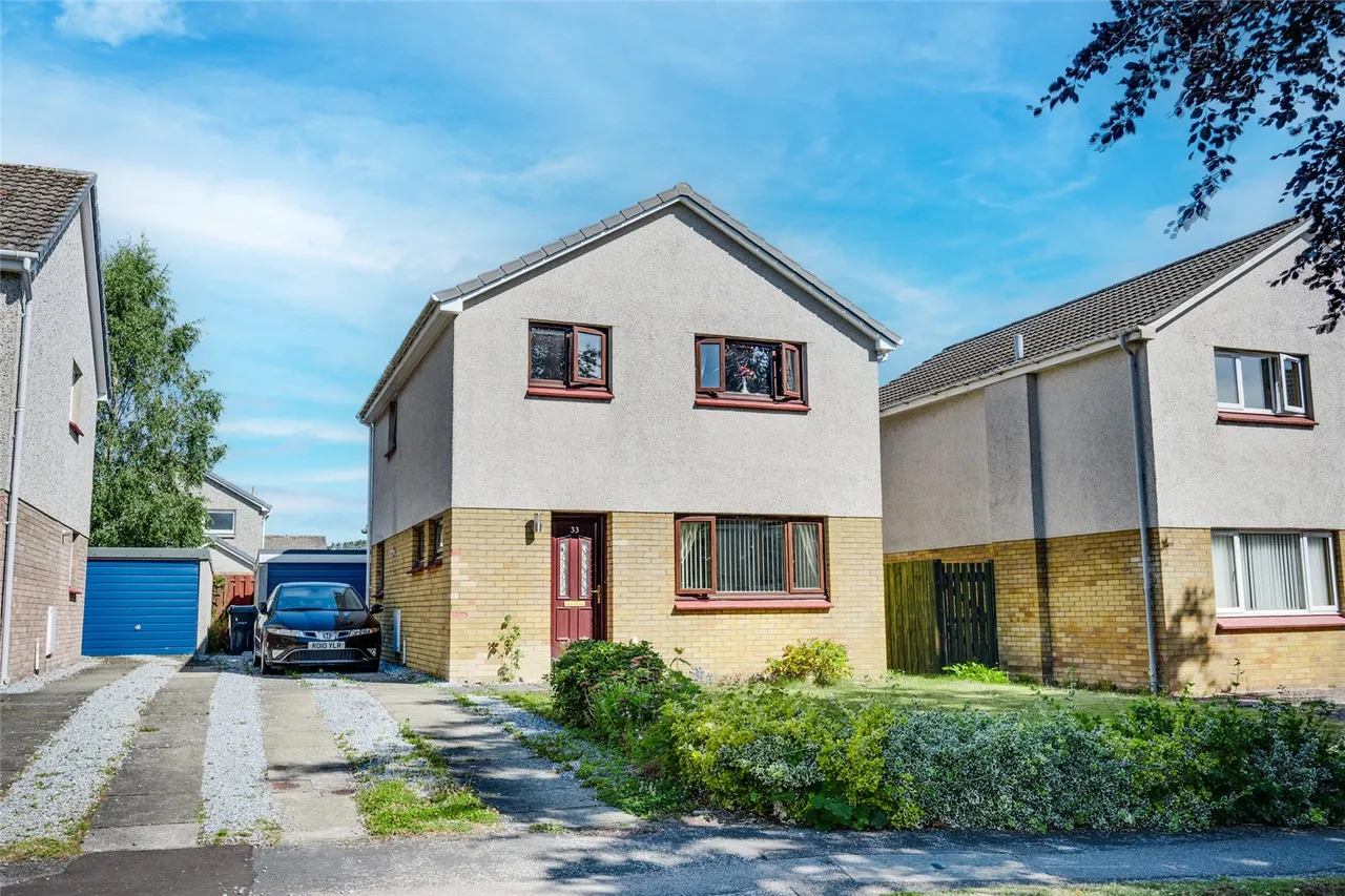 3 bed house for sale, St. Nicholas Drive, Banchory, AB31