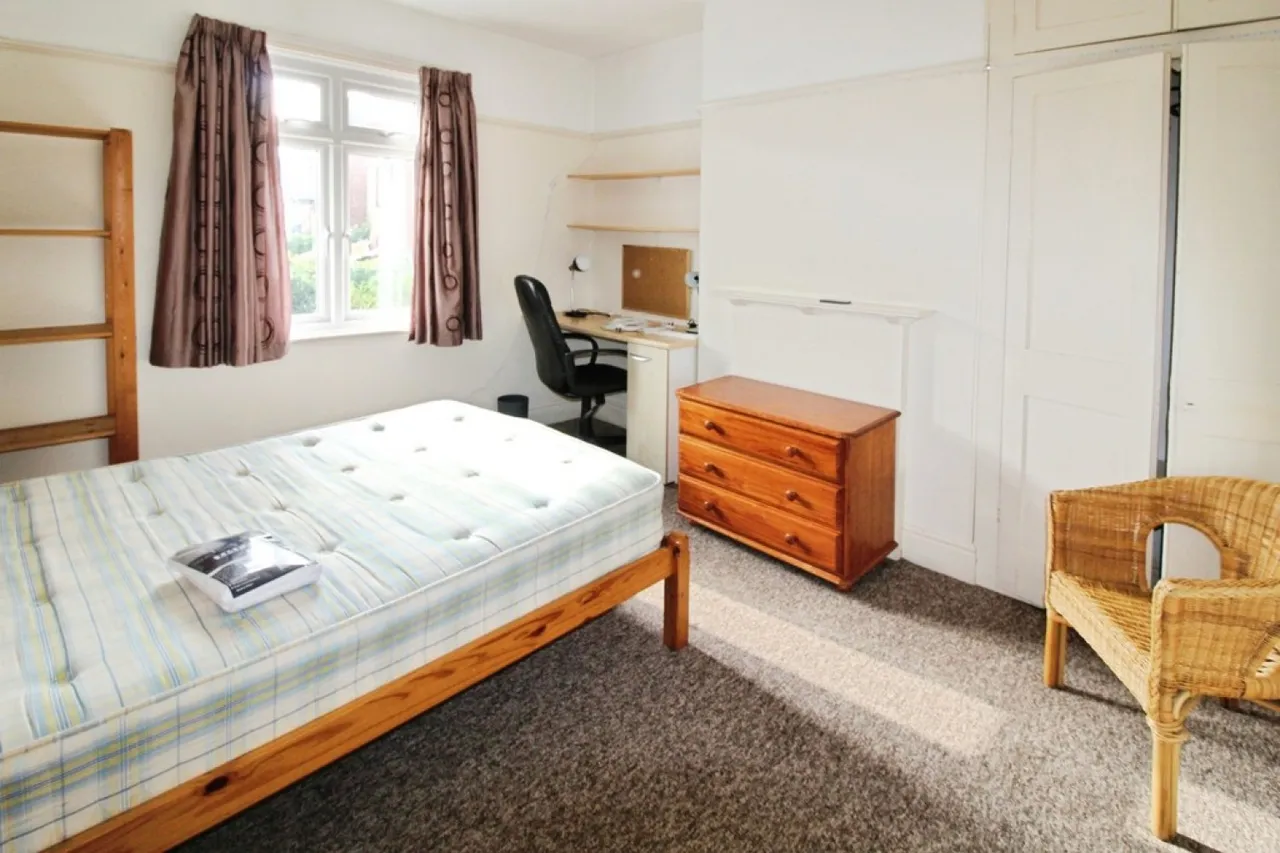 Old Tiverton Road, Exeter, EX4, photo 16