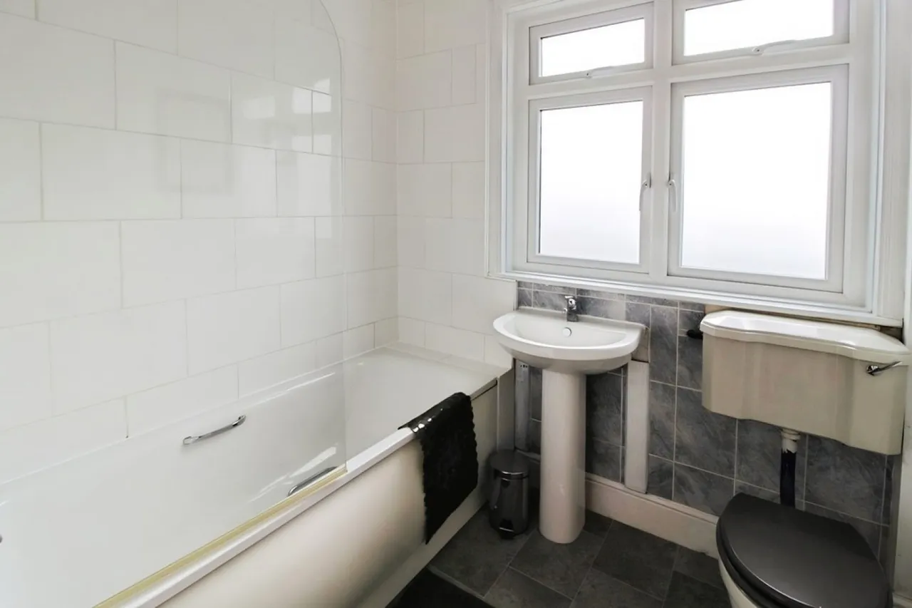 Old Tiverton Road, Exeter, EX4, photo 5